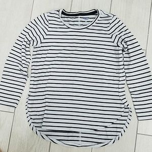 Girl's Old Navy long sleeve shirt